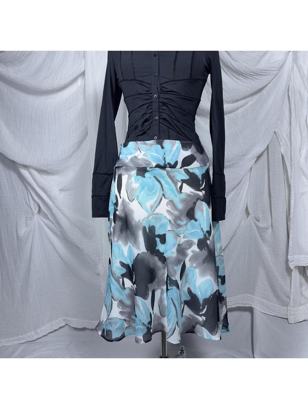 Y2K Boho Blue & Black Floral Midi Skirt (8)